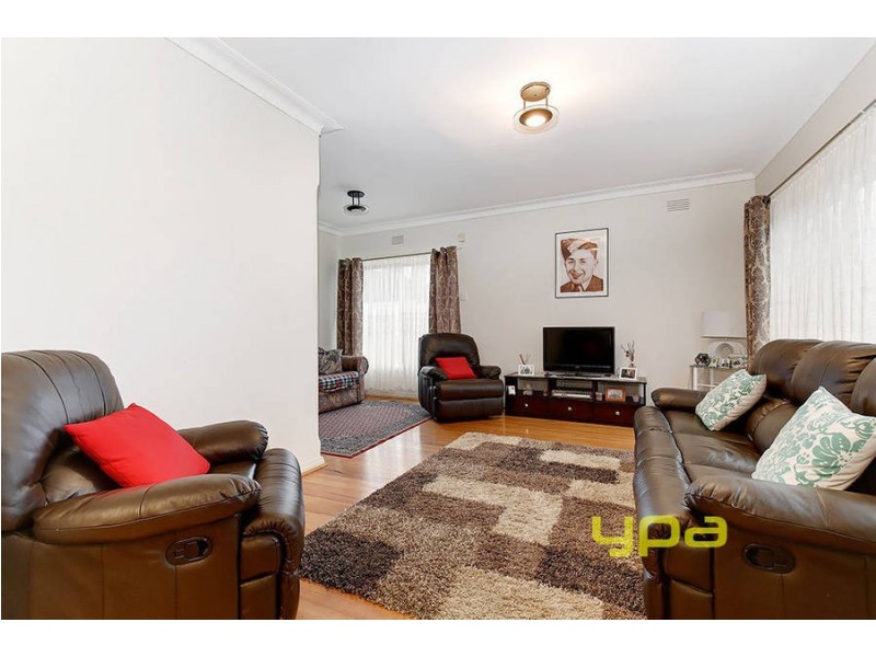 4 Butler Street, St Albans VIC 3021