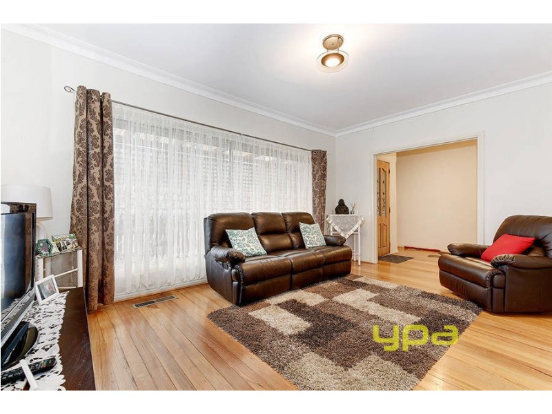 4 Butler Street, St Albans VIC 3021