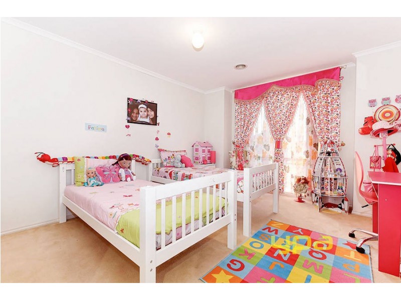 67 Jade Way, Hillside VIC 3037