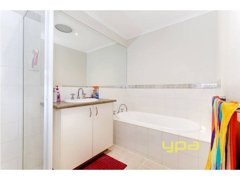 67 Jade Way, Hillside VIC 3037