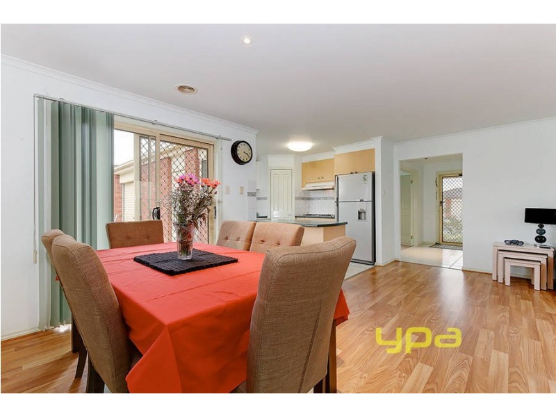 16 Marner Avenue, Hillside VIC 3037