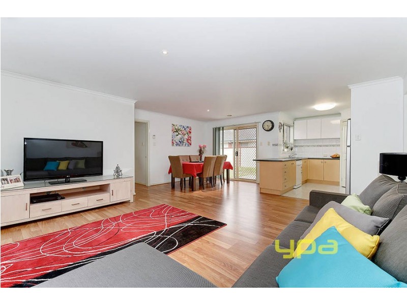 16 Marner Avenue, Hillside VIC 3037