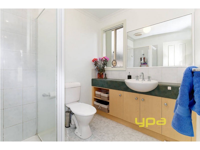 16 Marner Avenue, Hillside VIC 3037