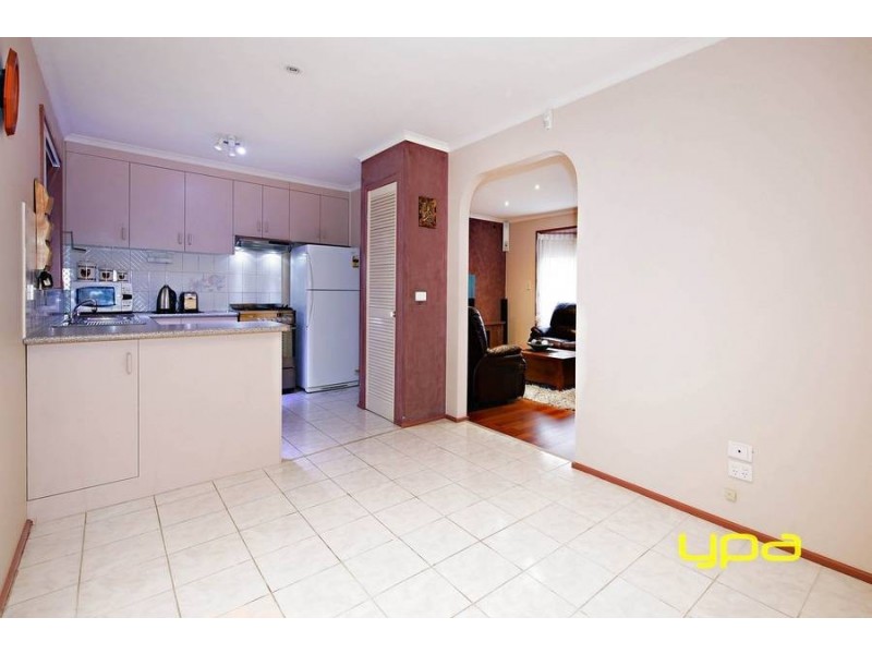 2 Aitken Drive, Delahey VIC 3037