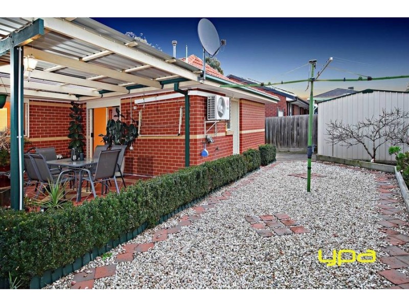 2 Aitken Drive, Delahey VIC 3037