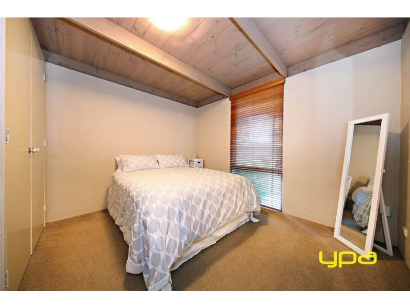 14 Banchory Avenue, Hillside VIC 3037