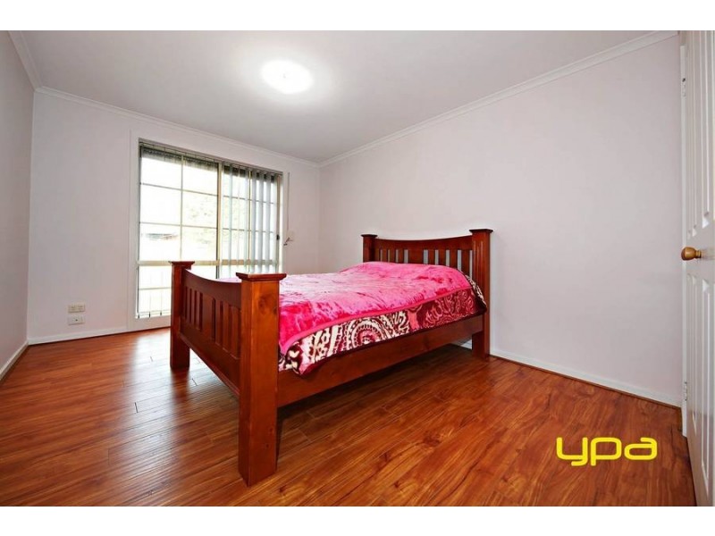 17 Meade Way, Sydenham VIC 3037