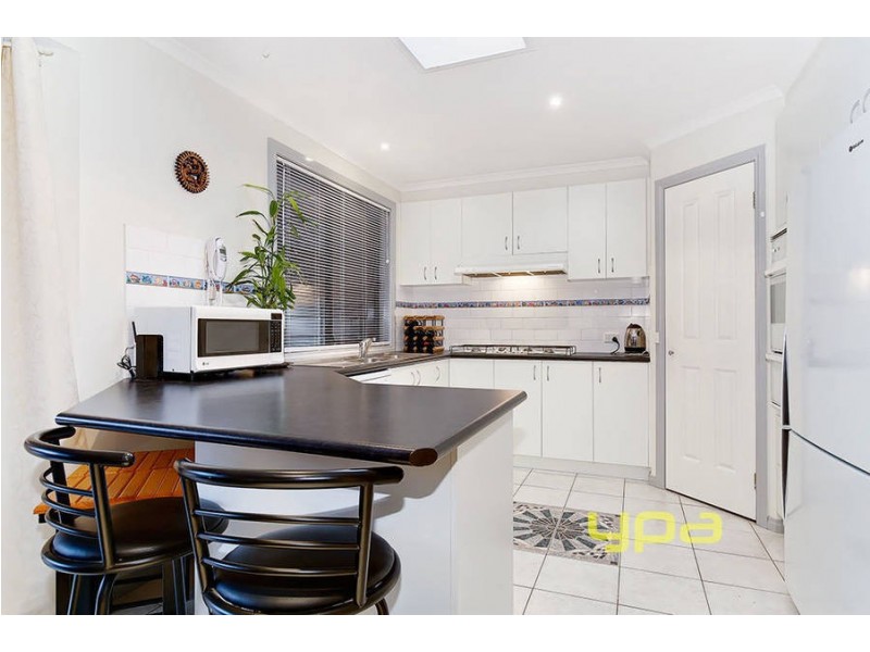 15 Pimelea Way, Hillside VIC 3037