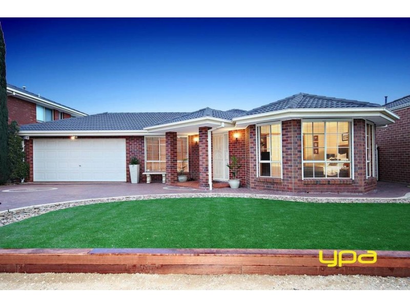 22 Howqua Way, Taylors Hill VIC 3037