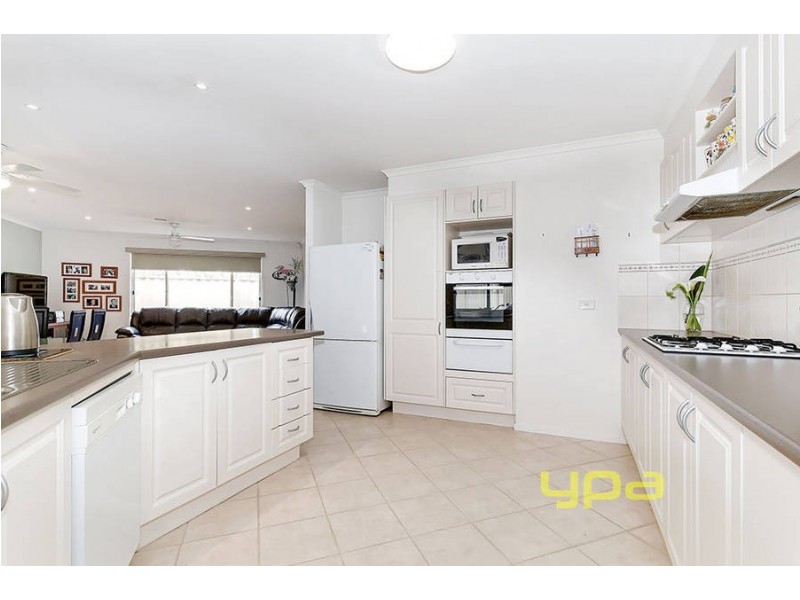 112 Allenby Road, Hillside VIC 3037