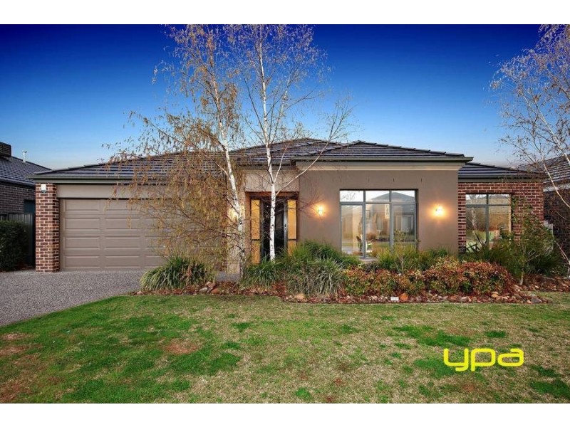 48 Domain Drive, Hillside VIC 3037