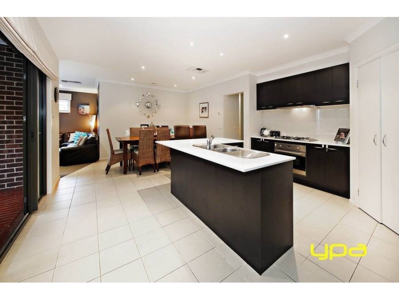 48 Domain Drive, Hillside VIC 3037