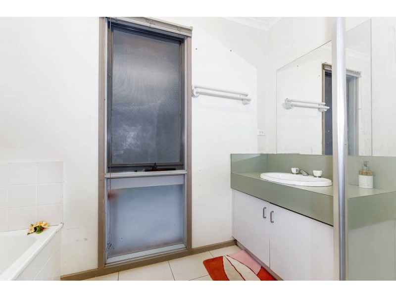 22 Coleridge Drive, Delahey VIC 3037