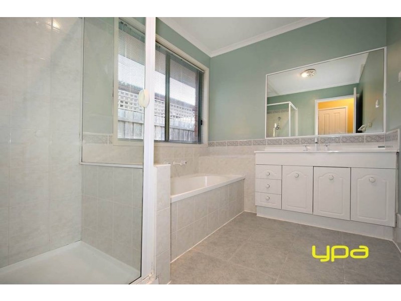 7 Silvana Way, Hillside VIC 3037