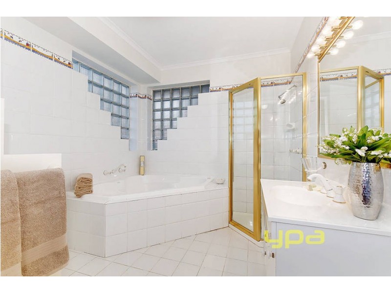 13 Hyperno Court, Keilor Downs VIC 3038