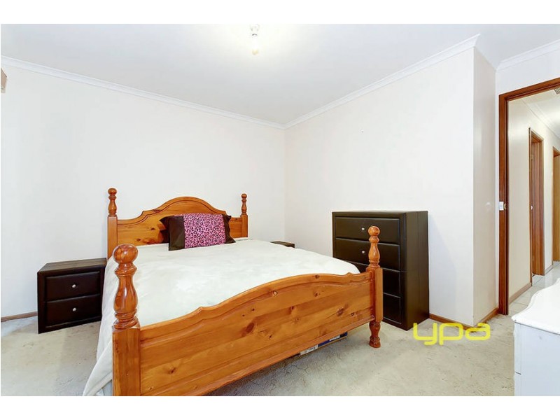 25 Nordic Avenue, Taylors Lakes VIC 3038