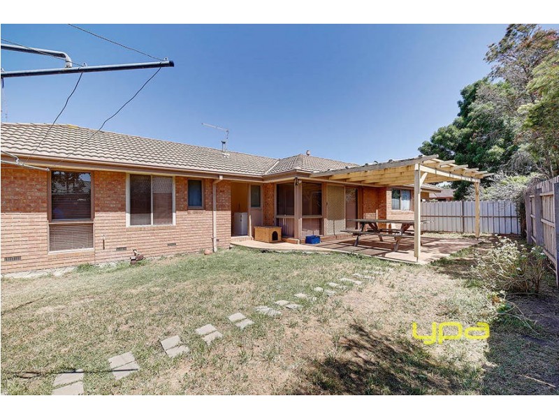 25 Nordic Avenue, Taylors Lakes VIC 3038