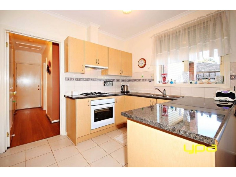 8/100 Taylors Road, Keilor Downs VIC 3038