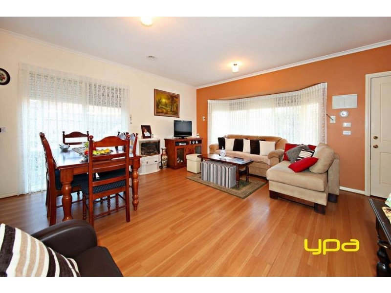 8/100 Taylors Road, Keilor Downs VIC 3038