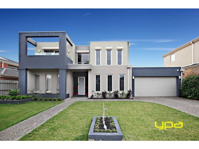 6 Coogee Drive, Taylors Hill VIC 3037