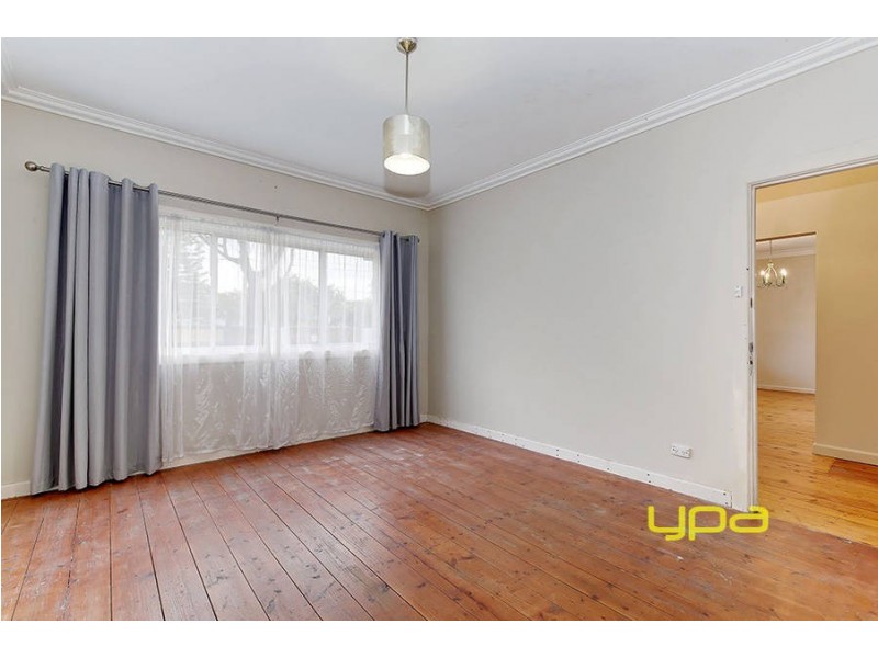 4 Vista Street, St Albans VIC 3021