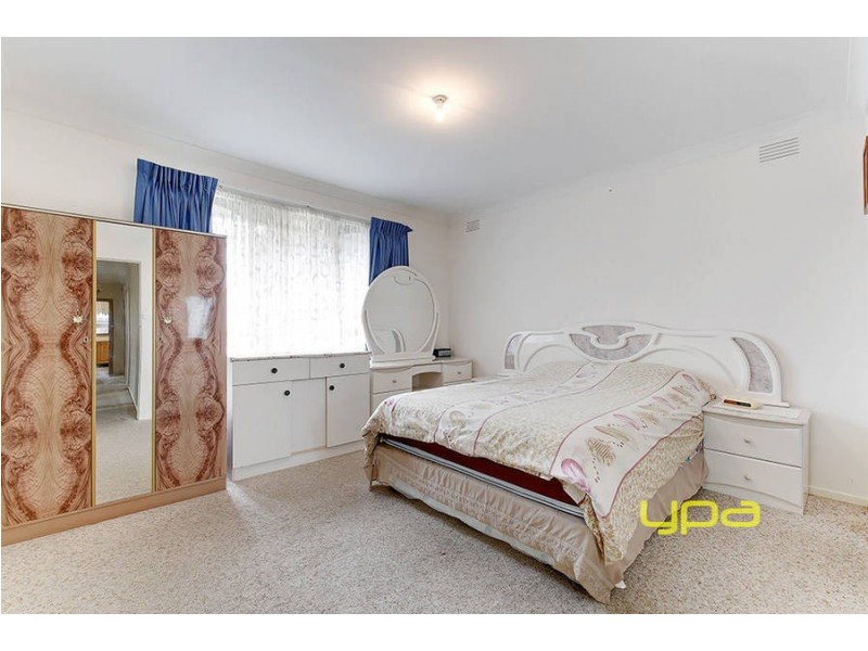 16 Apollo Road, Taylors Lakes VIC 3038