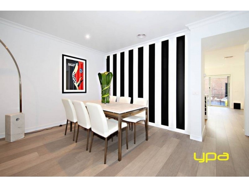 3a Wentworth Drive, Taylors Lakes VIC 3038