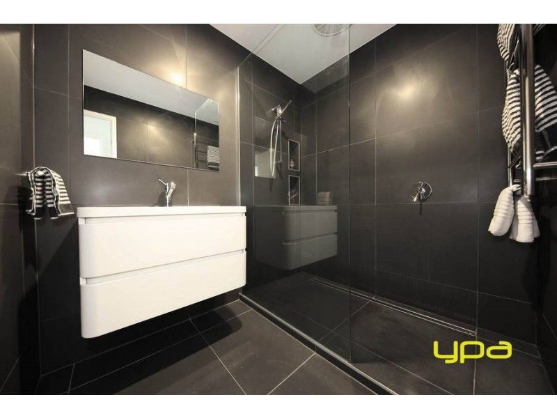 3a Wentworth Drive, Taylors Lakes VIC 3038