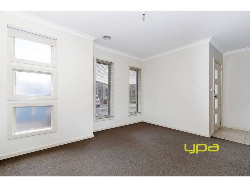 10 Richie Circuit, Hillside VIC 3037