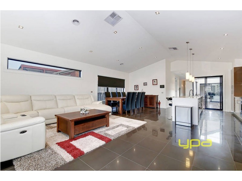 2/26 Jade Way, Hillside VIC 3037