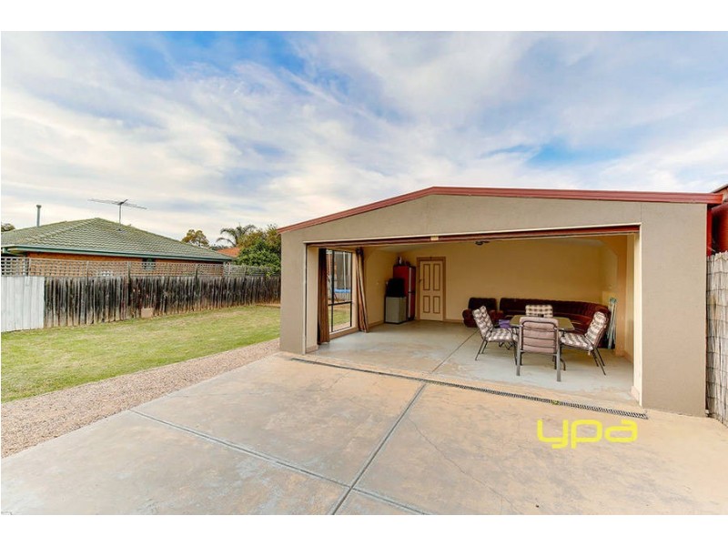 30 Aitken Drive, Delahey VIC 3037