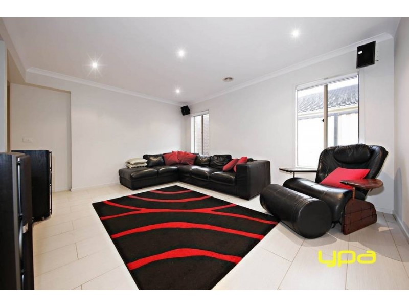 99 George Street, Taylors Hill VIC 3037