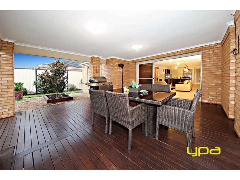 99 George Street, Taylors Hill VIC 3037