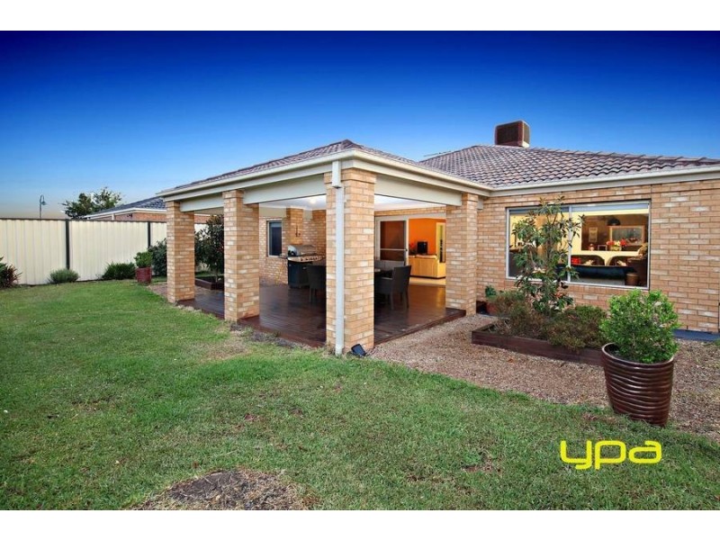 99 George Street, Taylors Hill VIC 3037