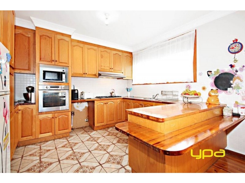 17 Lady Nelson Way, Keilor Downs VIC 3038