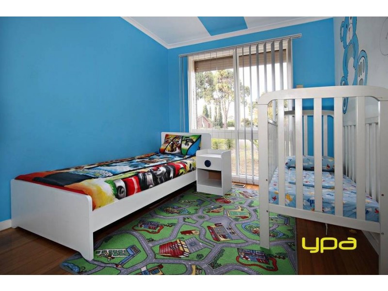 25 Magnolia Avenue, Kings Park VIC 3021