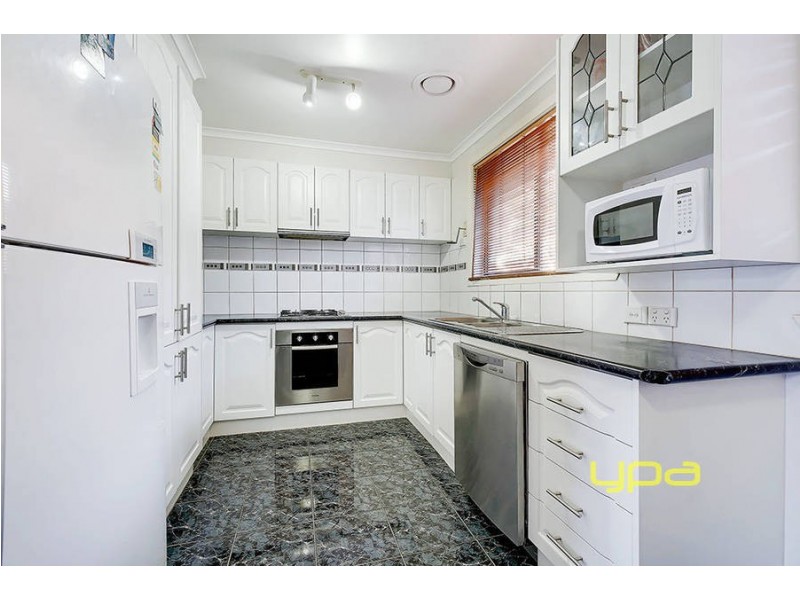 14 Grevillea Road, Kings Park VIC 3021