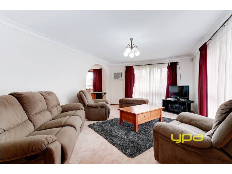 35 Wimmera Crescent, Keilor Downs VIC 3038