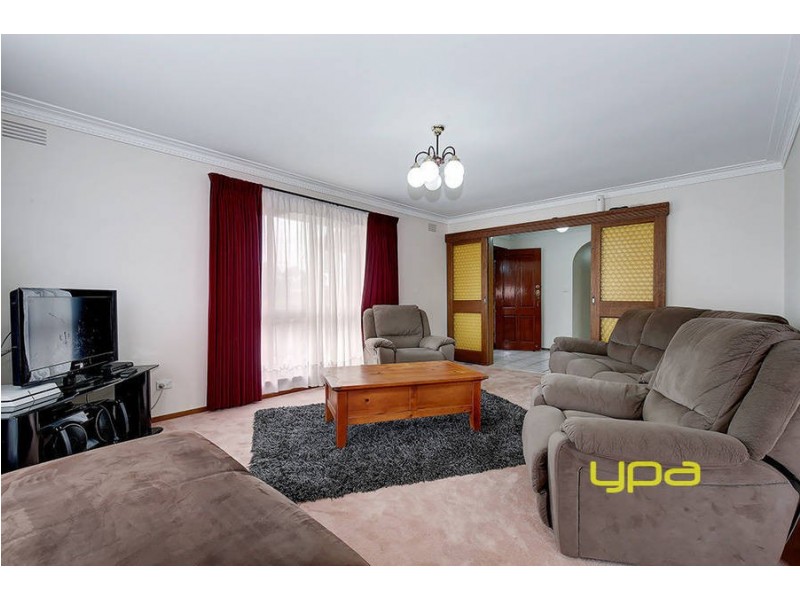 35 Wimmera Crescent, Keilor Downs VIC 3038