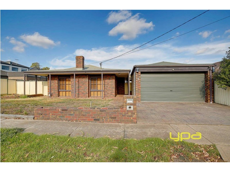8 Montrose Court, Sydenham VIC 3037