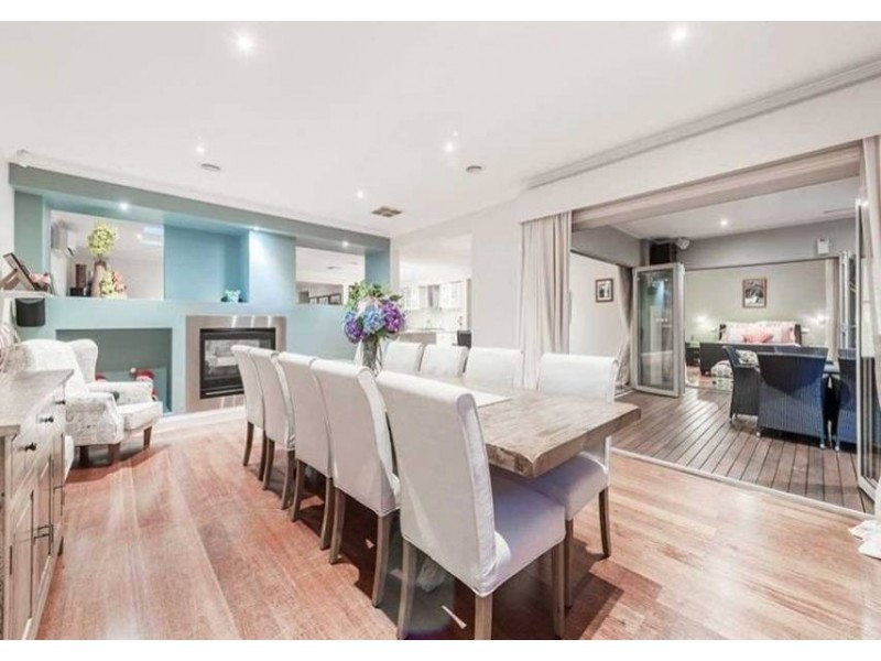 7  Faraday Court, Taylors Hill VIC 3037