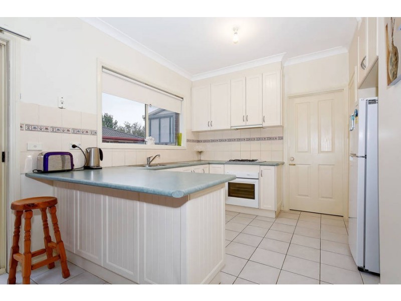 4 Silvana Way, Hillside VIC 3037