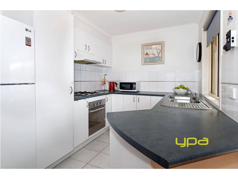 8 Brindalee Way, Hillside VIC 3037