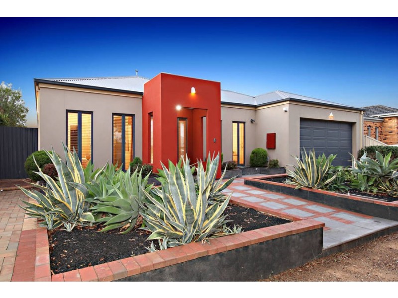 9 Bowman Court, Taylors Hill VIC 3037