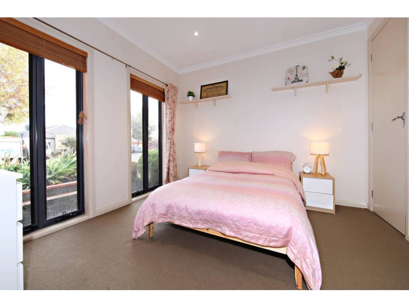 9 Bowman Court, Taylors Hill VIC 3037