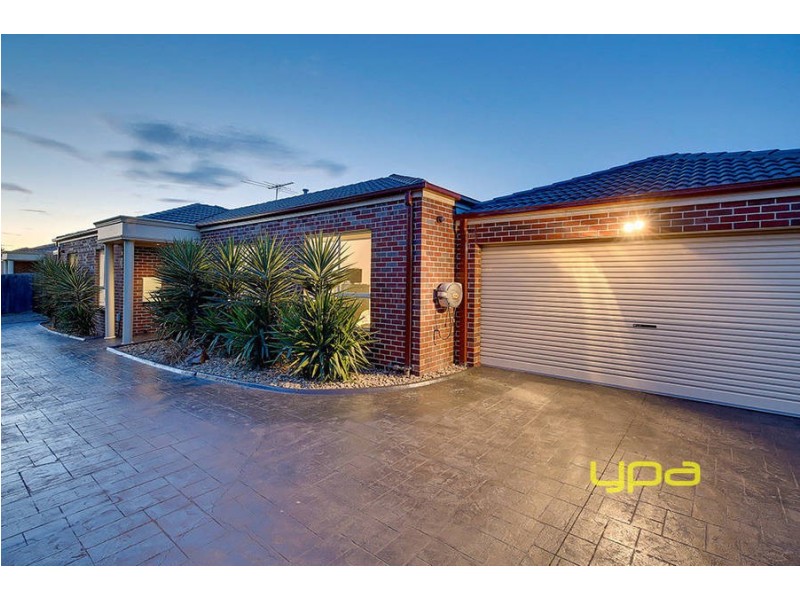 1/10 Elgin Close, Hillside VIC 3037