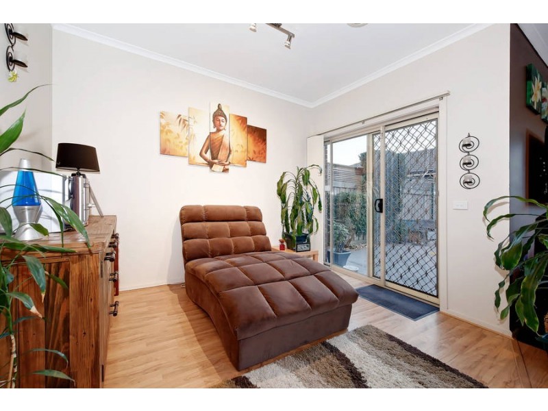 49 The Glades, Taylors Hill VIC 3037