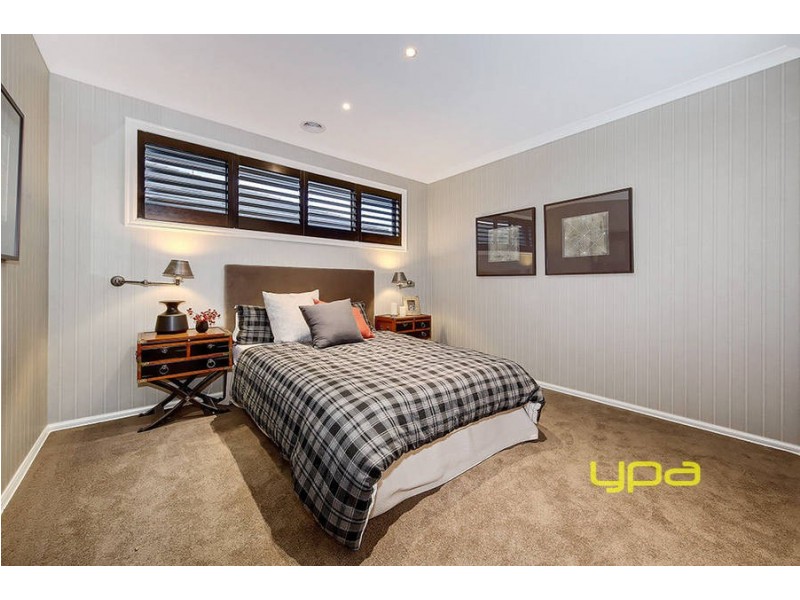 6 Subiaco Way, Taylors Hill VIC 3037