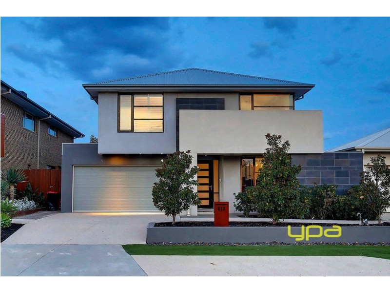 6 Subiaco Way, Taylors Hill VIC 3037