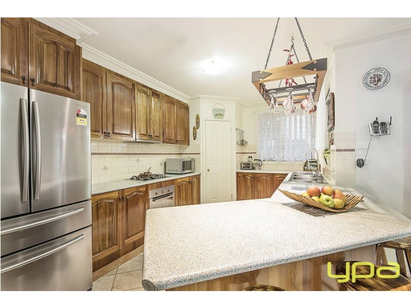 68 Watervale Blvd, Taylors Hill VIC 3037